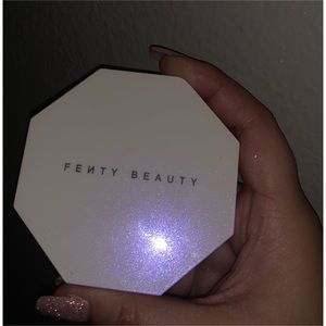 Fenty Beauty Killawatt Highlighter